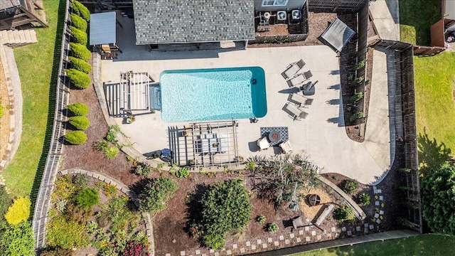 7918 Chianti Way, Chattanooga, TN 37421 - view of subject property featuring a pool