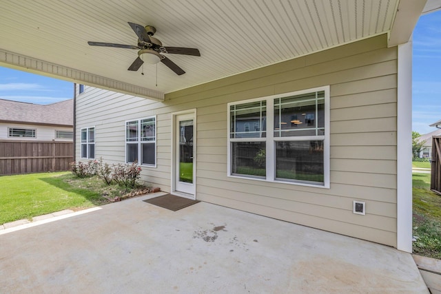 5644 Bungalow Cir, Hixson, TN 37343 - view of patio / terrace featuring a ceiling fan