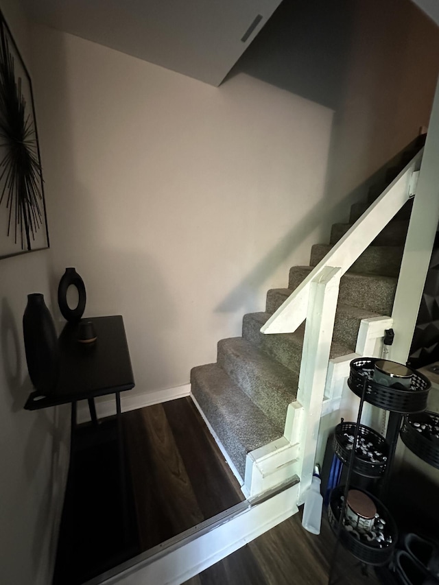 3420 Birchwood Dr, Chattanooga, TN 37406 - staircase with wood finished floors and baseboards