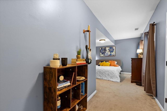 9129 Wood Dale Ln, Hixson, TN 37343 - carpeted bedroom featuring baseboards