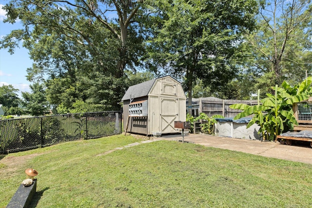157 Park Ave, Trion, GA 30753 - fenced backyard featuring a shed