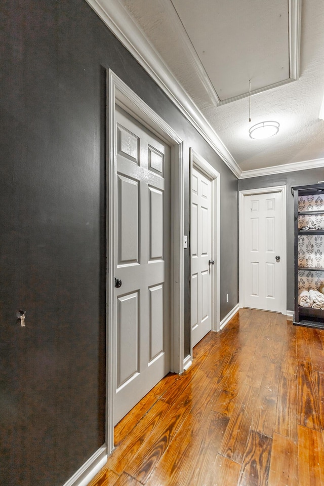 1727 Saunders Rd, Ringgold, GA 30736 - entrance foyer featuring wood finished floors and ornamental molding
