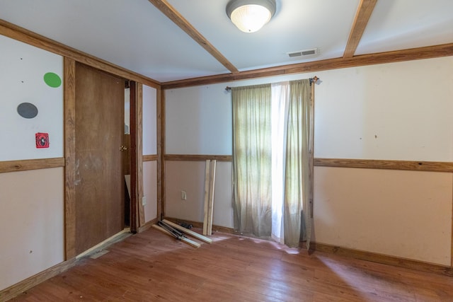 1502 E 49th St, Chattanooga, TN 37407 - unfurnished room with wood finished floors