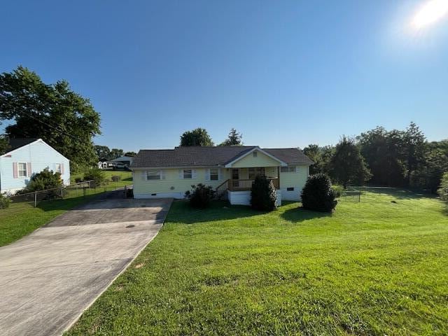 4630 Happy Valley Rd, Flintstone, GA 30725 - bungalow-style house with driveway