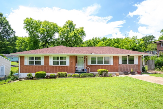 4312 Kemp Dr, Chattanooga, TN 37411 - single story home featuring brick siding and roof with shingles