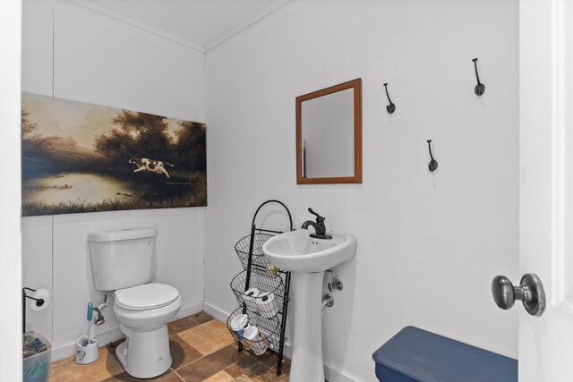 2109 E Brow Rd, Walden, TN 37377 - bathroom with stone finish floors and ornamental molding