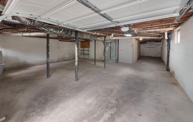 4702 Eldridge Rd, Hixson, TN 37343 - unfinished basement featuring concrete block wall