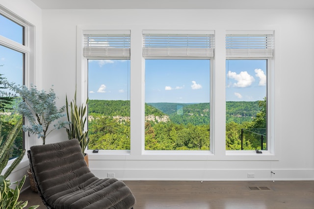 1034 Montlake Rd, Soddy Daisy, TN 37379 - living area featuring dark wood-style flooring and baseboards