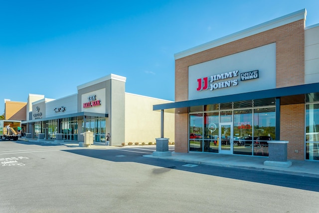 9028 Warbler Ln, Chattanooga, TN 37421 - view of commercial property featuring uncovered parking