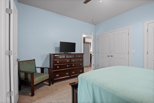 509 E 16th St, Chattanooga, TN 37408 - bedroom featuring a closet, light carpet, and a ceiling fan
