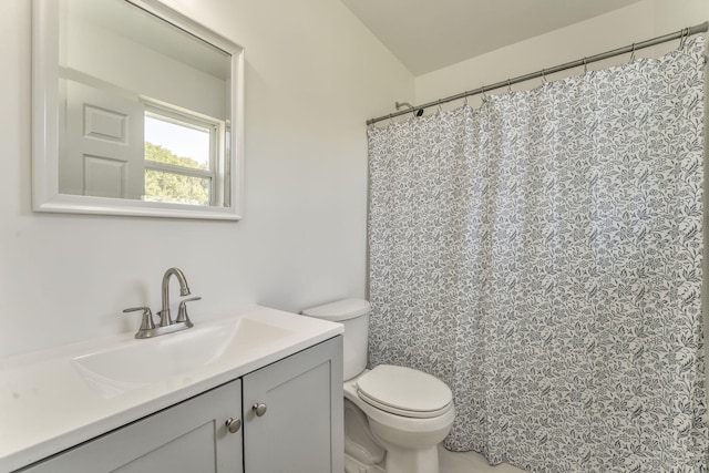 4976 Stewart Rd, Tunnel Hill, GA 30755 - bathroom featuring vanity and curtained shower