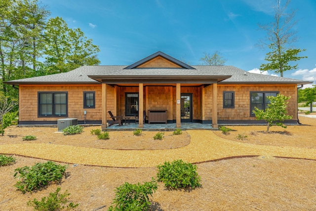 8 Heather Ln, Rising Fawn, GA 30738 - rear view of property featuring roof with shingles and a patio