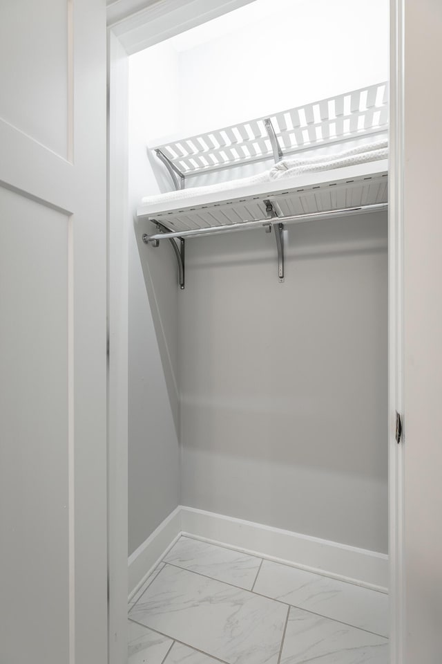 8 Heather Ln, Rising Fawn, GA 30738 - view of closet