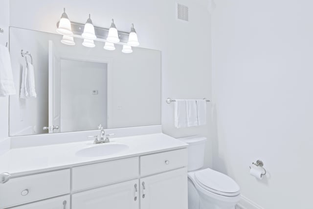 3102 Regency Ct, Chattanooga, TN 37421 - bathroom with vanity and toilet