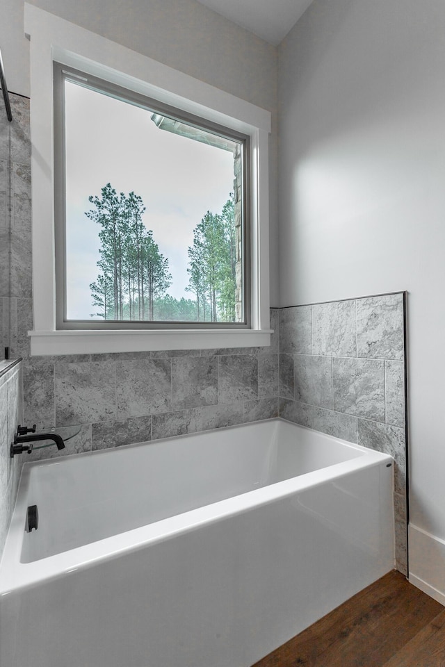 220 High Point Ln, Jasper, TN 37347 - full bath with a garden tub and wood finished floors