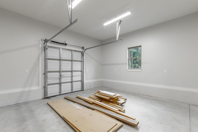 220 High Point Ln, Jasper, TN 37347 - view of garage