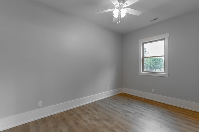 220 High Point Ln, Jasper, TN 37347 - unfurnished room with wood finished floors and ceiling fan