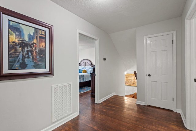 4522 Cloverdale Loop, Hixson, TN 37343 - hallway featuring wood finished floors and baseboards