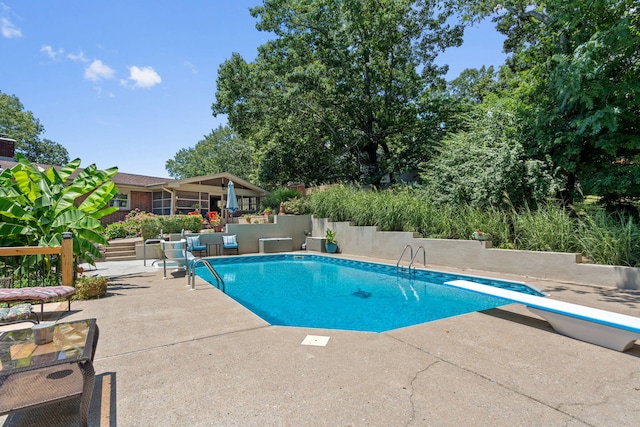 4522 Cloverdale Loop, Hixson, TN 37343 - view of swimming pool with a patio area and a diving board