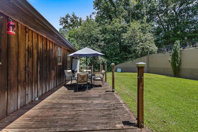 144 Bible Dr, Benton, TN 37307 - deck with outdoor dining space