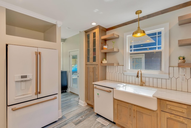 1132 Dartmouth St, Chattanooga, TN 37405 - kitchen with white appliances, open shelves, light countertops, light wood-style flooring, and recessed lighting