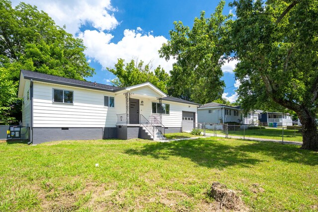 1306 Raydine Ln, Rossville, GA 30741 - single story home featuring crawl space and an attached garage