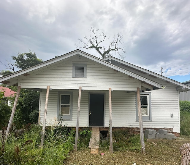509 W Gordon Ave, Rossville, GA 30741 - view of front of home with a porch