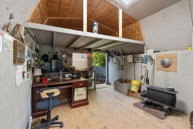 346 Thomas Rd, Benton, TN 37307 - home office with a textured wall