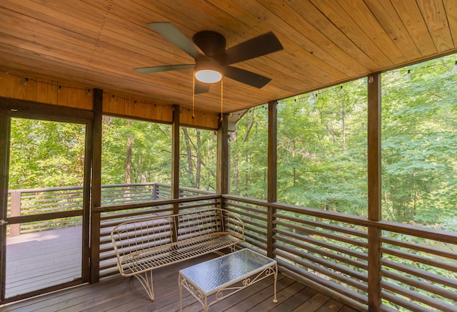 4205 Seneca Ave, Chattanooga, TN 37409 - unfurnished sunroom with ceiling fan