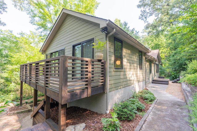 4205 Seneca Ave, Chattanooga, TN 37409 - view of home's exterior featuring a deck