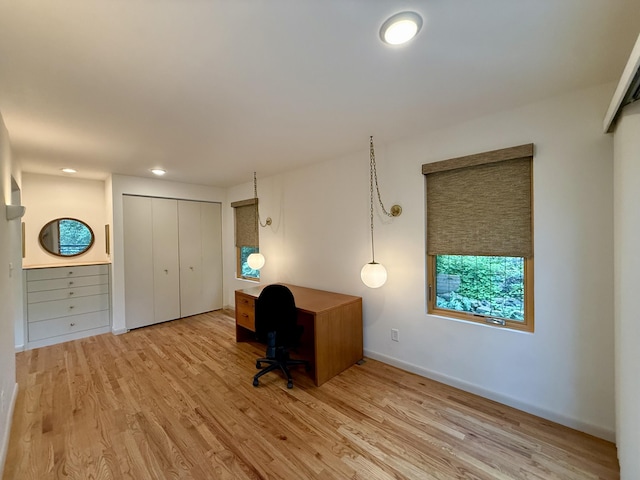 4205 Seneca Ave, Chattanooga, TN 37409 - office featuring wood finished floors and recessed lighting