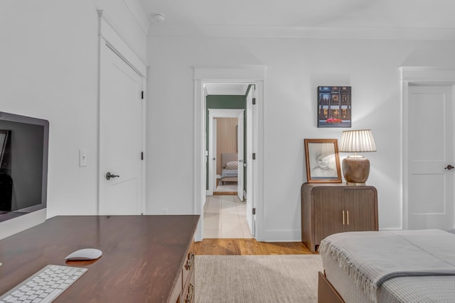 9253 Skyfall Dr, Ooltewah, TN 37363 - bedroom featuring baseboards