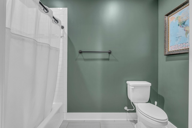 9253 Skyfall Dr, Ooltewah, TN 37363 - full bath featuring tile patterned floors and shower / bath combo
