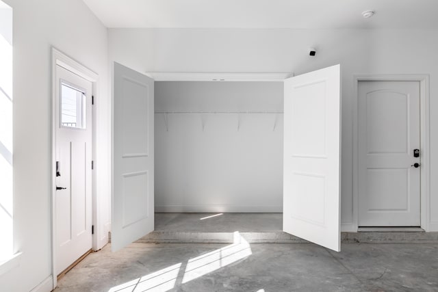 1978 Mitchell Ave Unit 21, Chattanooga, TN 37408 - foyer with unfinished concrete floors