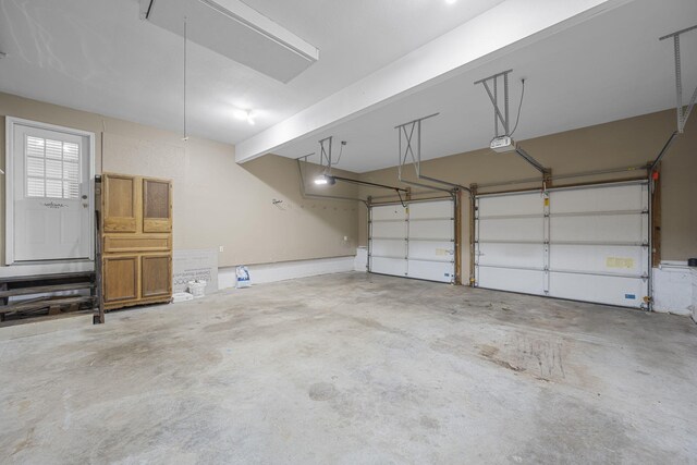 8616 River Cove Dr, Harrison, TN 37341 - garage featuring a garage door opener