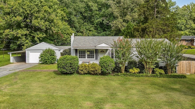 620 Lullwater Rd, Chattanooga, TN 37405 - view of front of property featuring a chimney and driveway