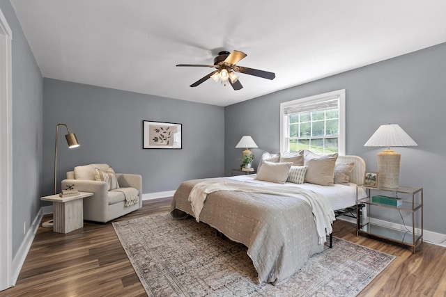 620 Lullwater Rd, Chattanooga, TN 37405 - bedroom with wood finished floors and ceiling fan