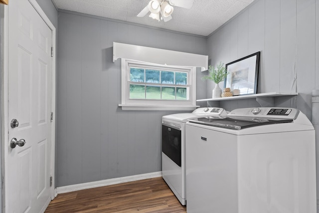 620 Lullwater Rd, Chattanooga, TN 37405 - laundry area featuring washer and dryer, wood finished floors, and a ceiling fan