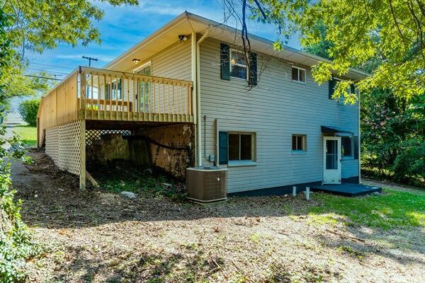 3224 Through St, Chattanooga, TN 37411 - rear view of house with a deck