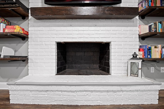 1303 Rockdale Ln, Hixson, TN 37343 - detailed view of wood finished floors and baseboards