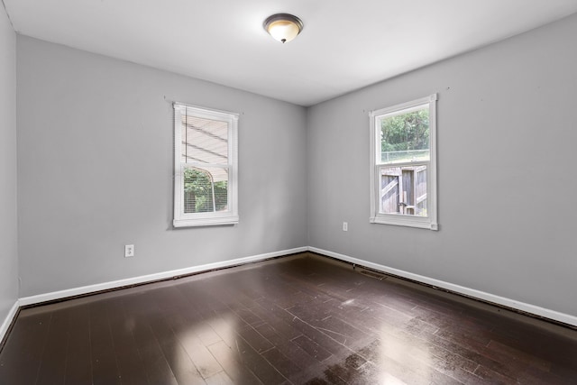 702 Runyan Dr, Chattanooga, TN 37405 - spare room featuring wood finished floors