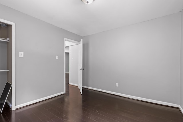 702 Runyan Dr, Chattanooga, TN 37405 - unfurnished bedroom with baseboards and wood finished floors
