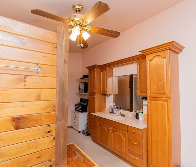 515 Choctaw Trl, Chattanooga, TN 37405 - bathroom featuring vanity and a ceiling fan