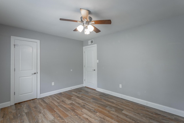 900 Mountain Creek Rd Unit P224, Chattanooga, TN 37405 - spare room featuring ceiling fan and wood finished floors