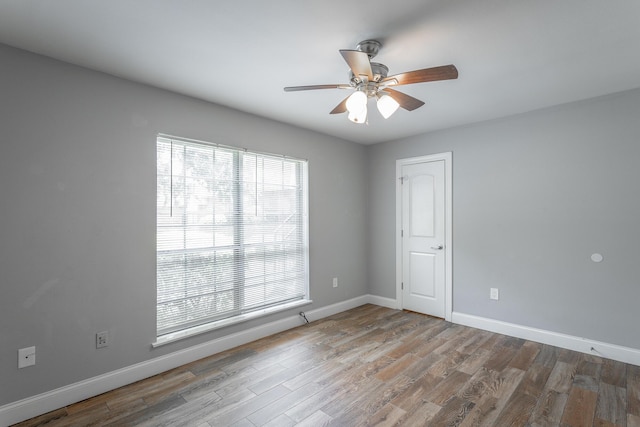 900 Mountain Creek Rd Unit P224, Chattanooga, TN 37405 - empty room with wood finished floors and ceiling fan