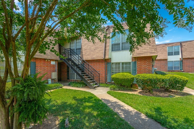 900 Mountain Creek Rd Unit P224, Chattanooga, TN 37405 - view of building exterior featuring stairway