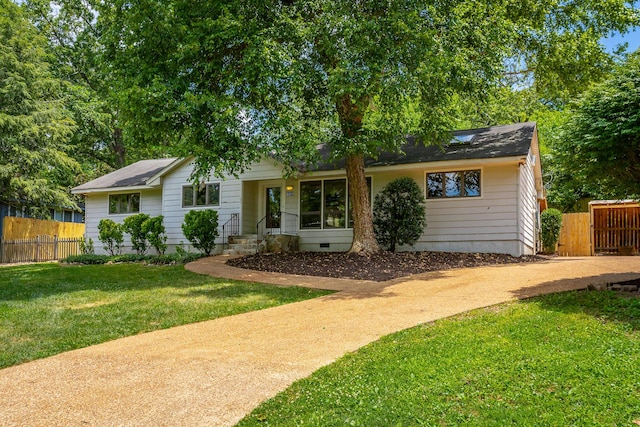 210 Dawn St, Signal Mountain, TN 37377 - ranch-style house featuring crawl space and roof with shingles