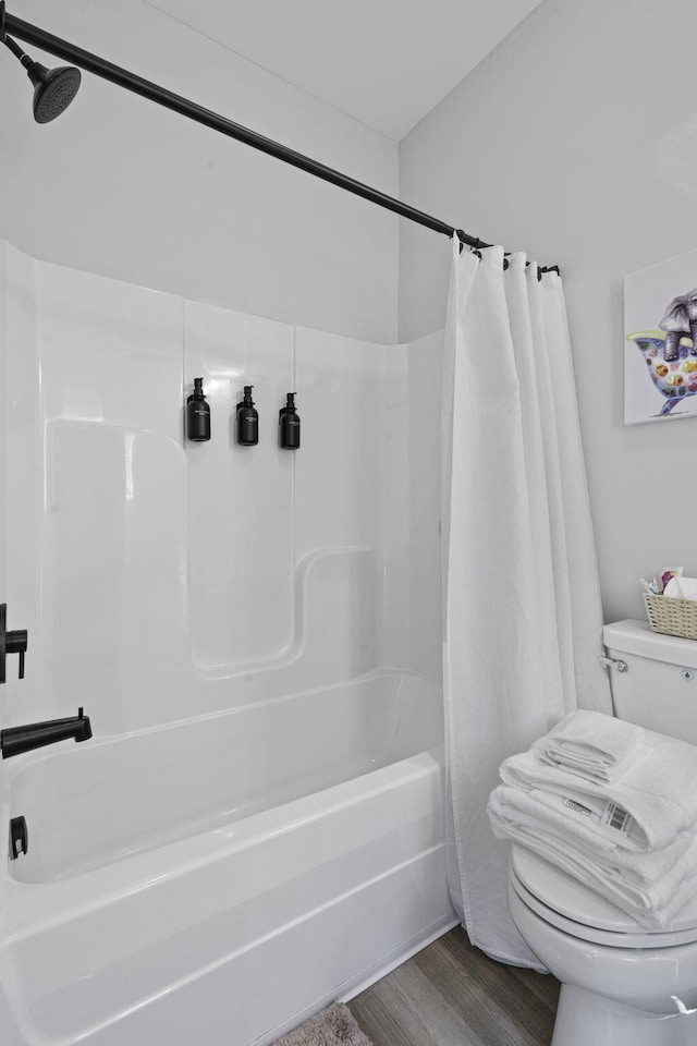 1476 Chatt City Way, Chattanooga, TN 37408 - bathroom featuring wood finished floors and shower / bathtub combination with curtain
