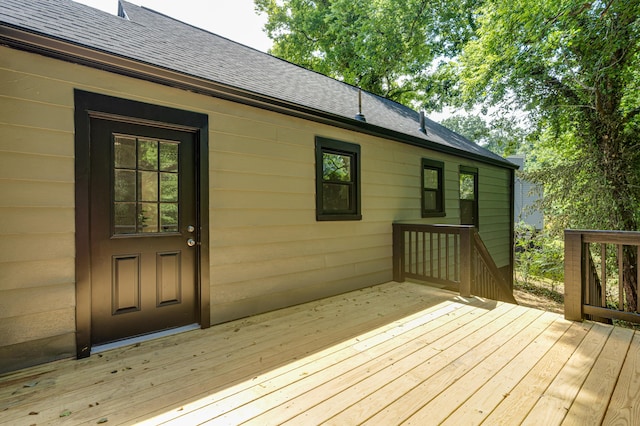 3002 Peggy Ln, Chattanooga, TN 37404 - view of wooden deck