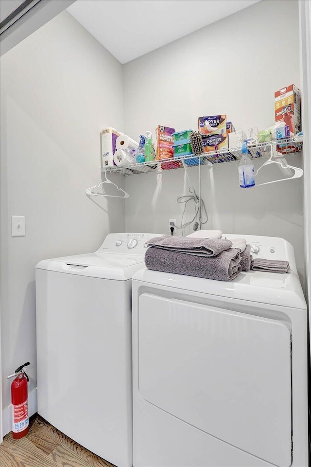 280 W 16th St, Chattanooga, TN 37408 - washroom with independent washer and dryer